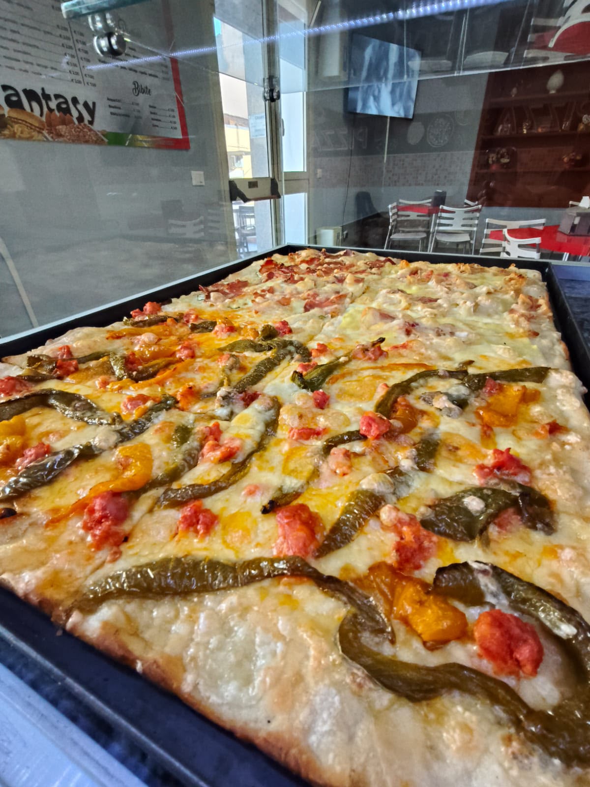 Pizza al taglio con verdure
